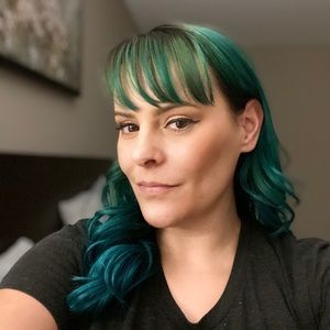 Meet your Posher, Sara